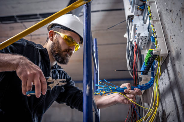 Best Electrical Contractors for Businesses  in Bexley, OH